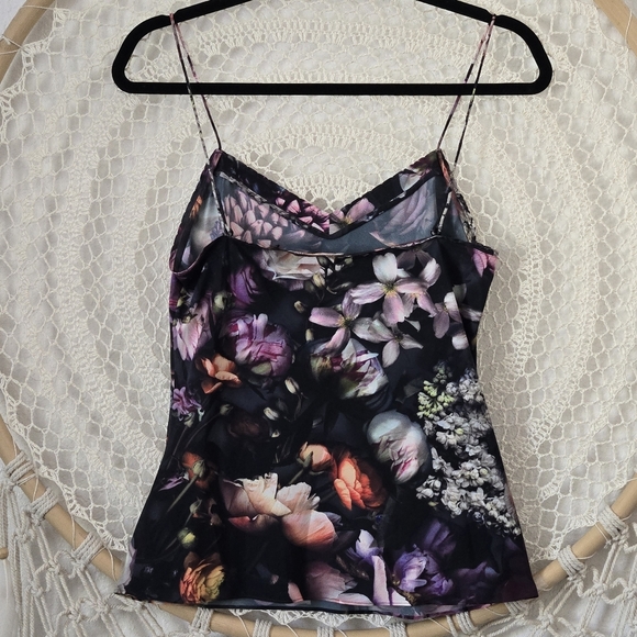 Ted Baker Cynaria Satin Floral Spaghetti Strap Cami Scallop Edge Top Size Small - Picture 4 of 11